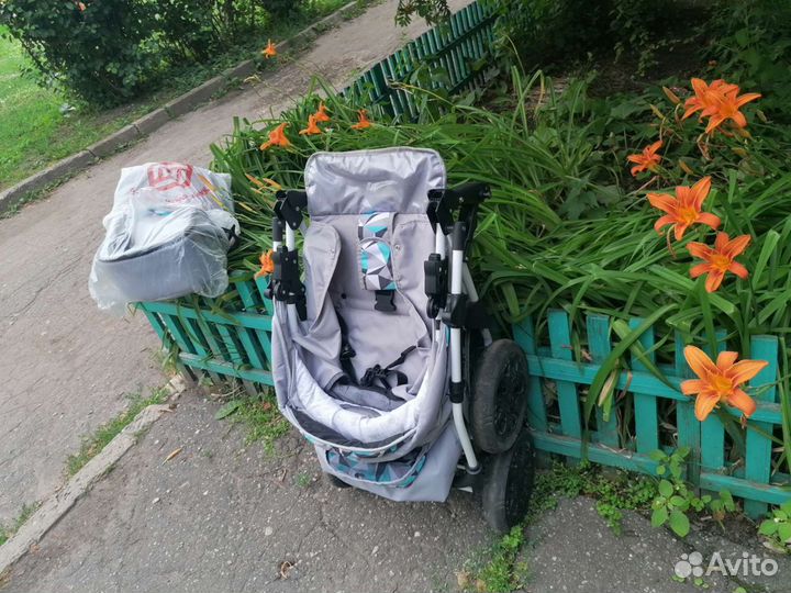 Детская коляска