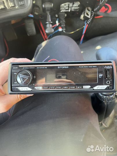 Магнитола aura storm 555bt