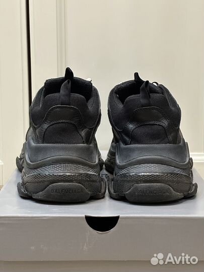 Кроссовки balenciaga triple s, оригинал