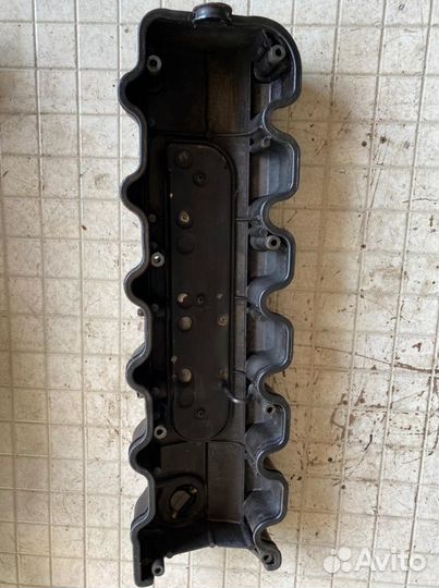 Клапанная крышка Mercedes OM103