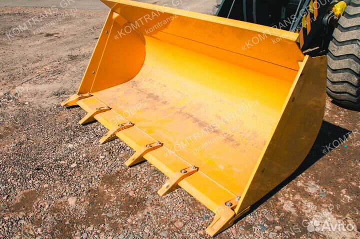 Фронтальный погрузчик XCMG LW330RU, 2023