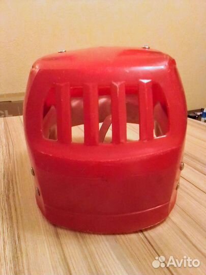 Хоккейный шлем