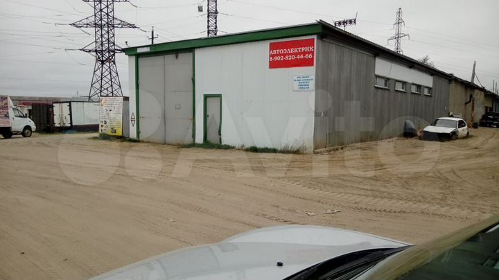 Гараж, > 30 м²