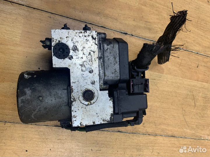 Блок abs Opel Zafira A Z18XE 2003