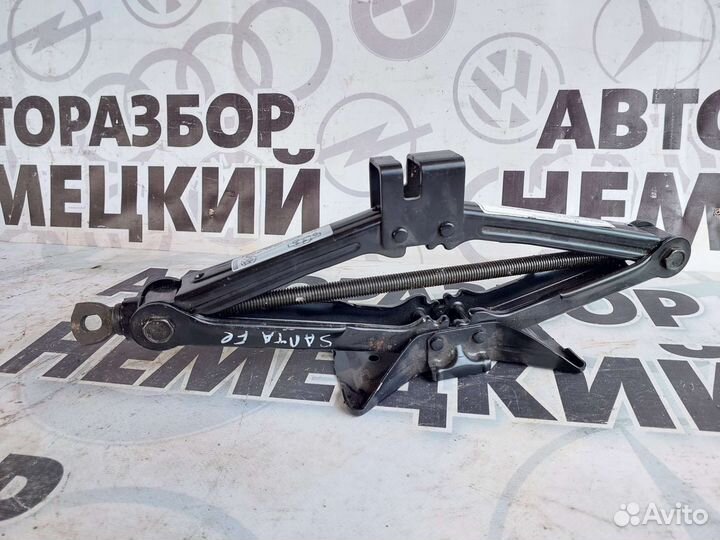 Домкрат Hyundai Santa Fe