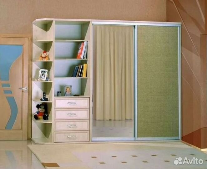 Шкаф распашной