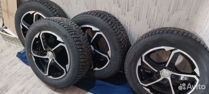 Bridgestone Blizzak Spike-02 185/65 R15 88T