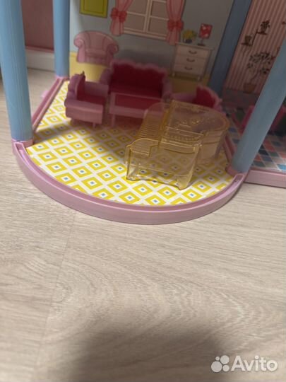 Кукольный домик с мебелью новый