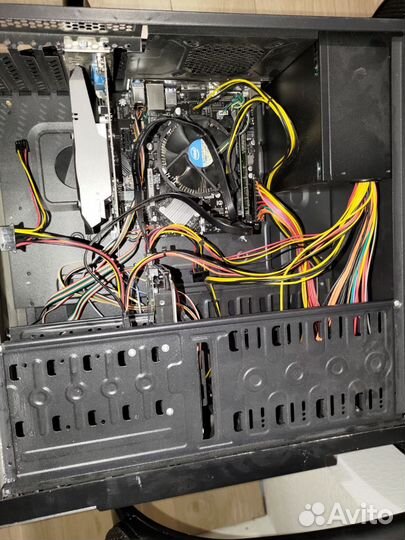 Intel Core i5-4460 + GeForce GT 730