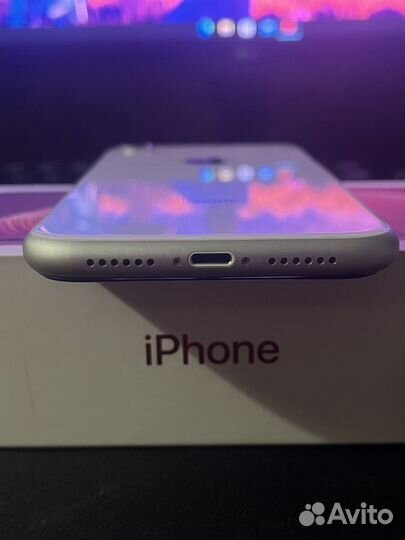 iPhone Xr, 128 ГБ