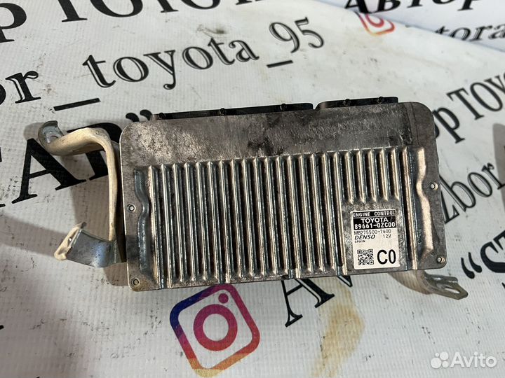 Блок управления двс Toyota Corolla E180