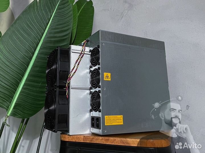 Antminer E9 pro 3680M асик