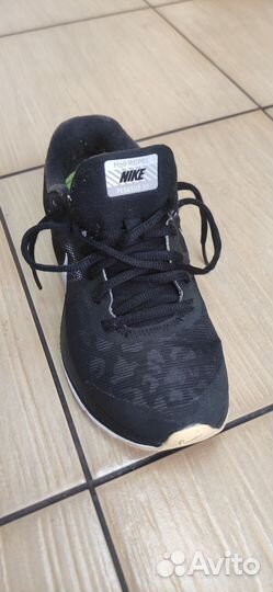 Кроссовки nike женские