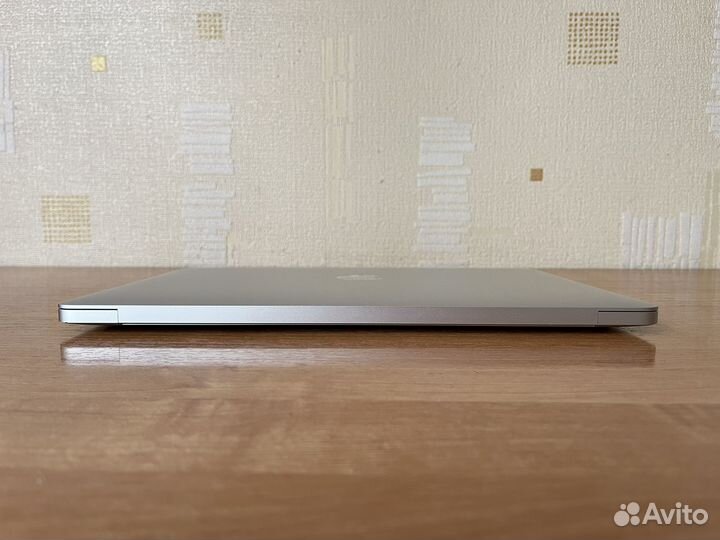 Apple MacBook air 13-inch 2020 m1 16/256GB чек