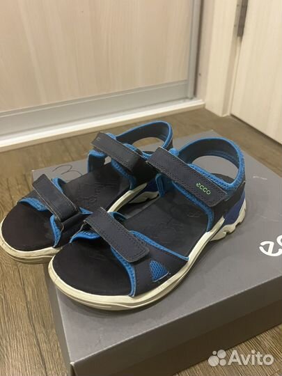 Сандалии ecco 35
