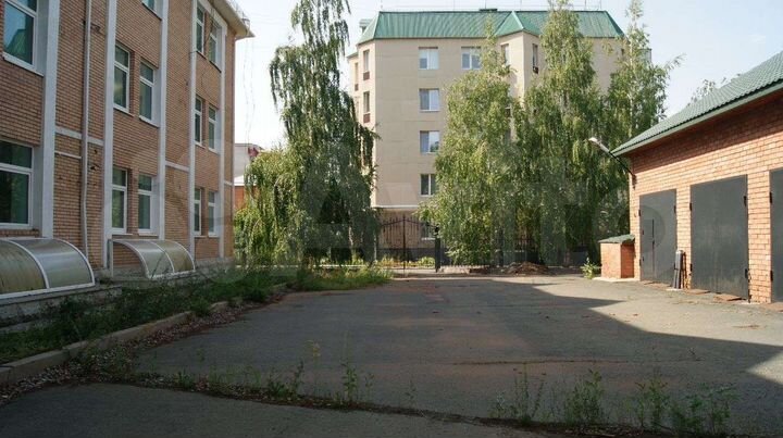 Здание, 1850 м²