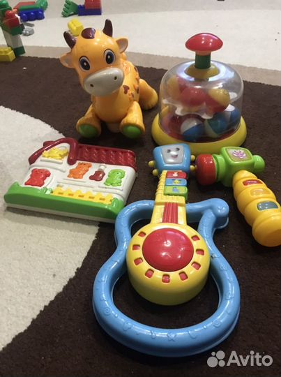Развивающие игрушки