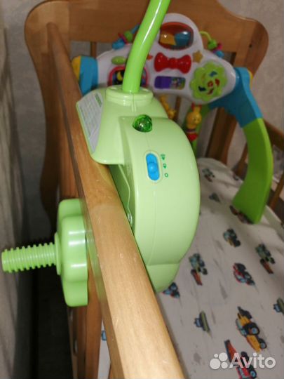 Мобиль джунгли Fisher price
