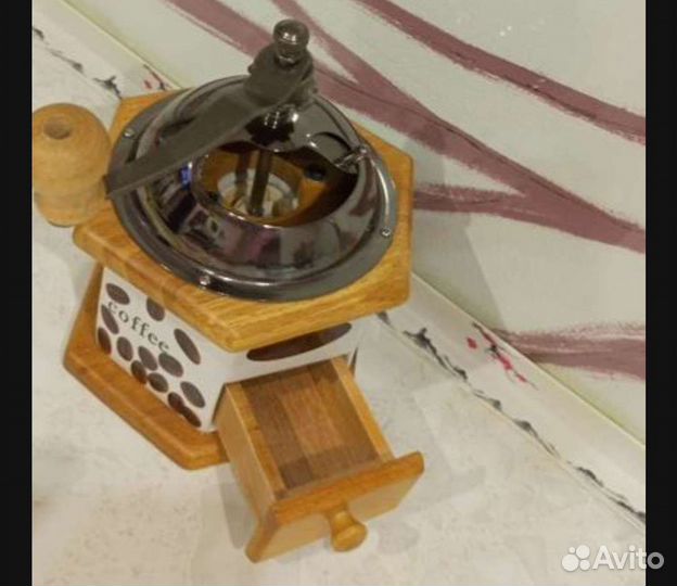 Шикарная кофемолка, рабочий элемент дизайна