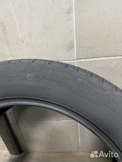 Michelin Latitude Tour HP 235/50 R18