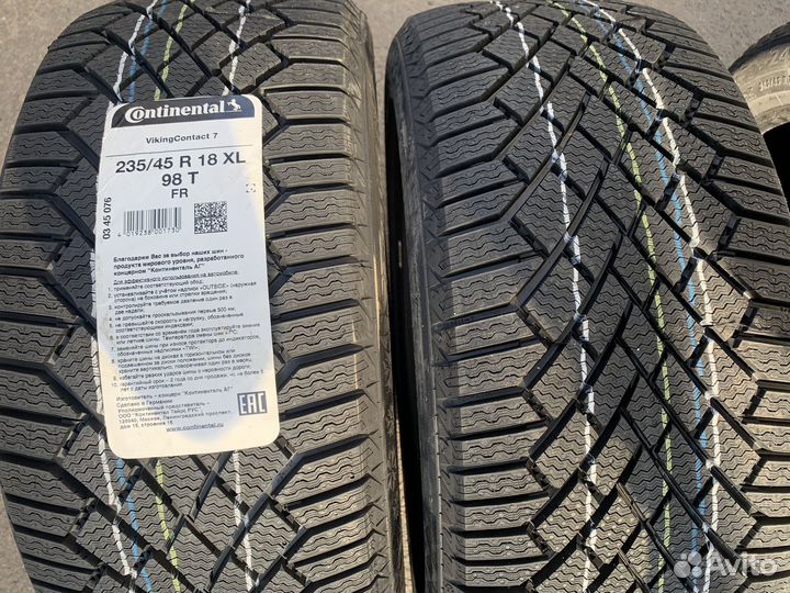 Continental ContiVikingContact 7 235/45 R18 98T