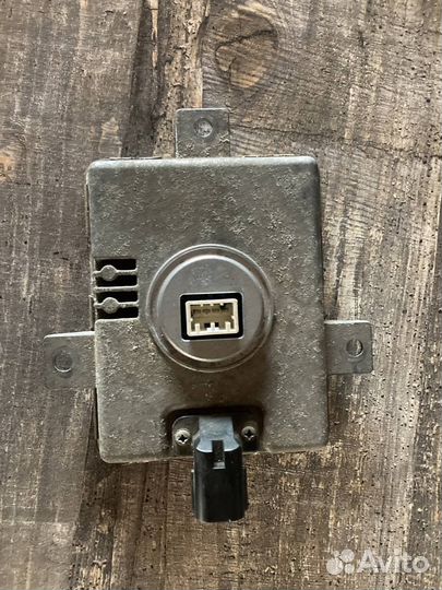 Блок розжига ксенона honda accord 7