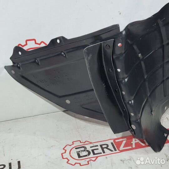 Подкрылок передний правый Hyundai I40 2015-2017