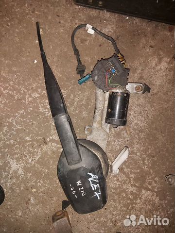 Трапеция стеклоочистителей для Mercedes Benz W210