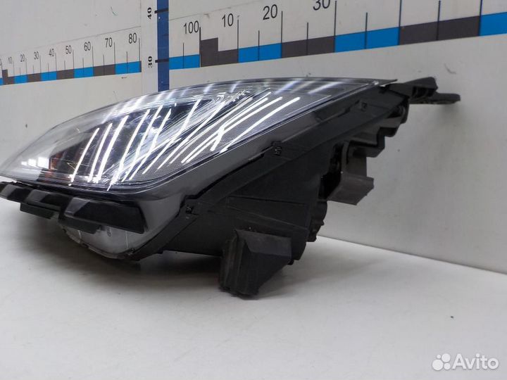 Фара левая Hyundai Elantra