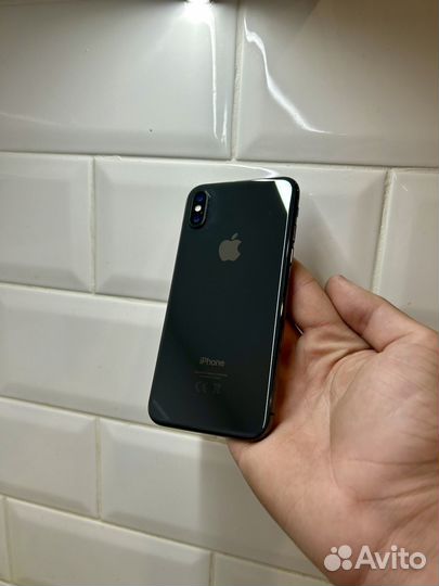 iPhone X, 64 ГБ