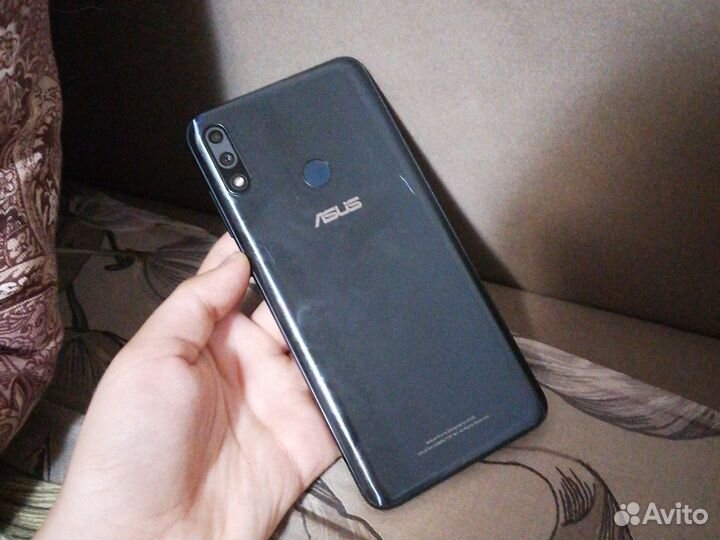 ASUS Zenfone Max Pro (M2) ZB631KL, 4/64 ГБ