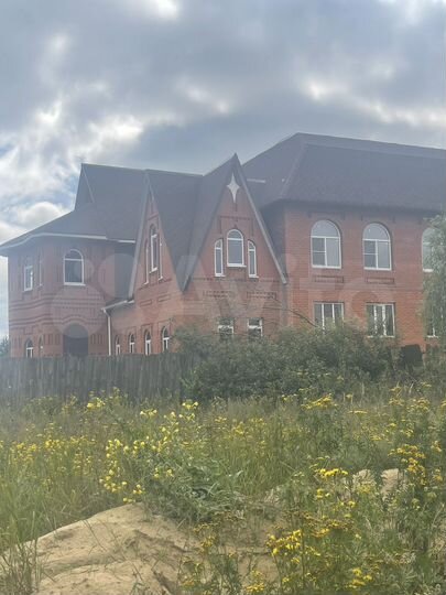 Дом 270 м² на участке 7 сот.