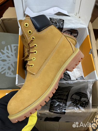 Ботинки Timberland Classic песочные (осень)