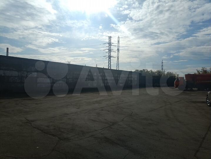 Производство, 1400 м²