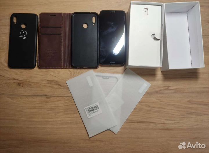 HUAWEI P20 Lite, 4/64 ГБ