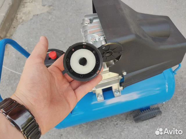 Воздушный компрессор 320л.мин на 50 литров