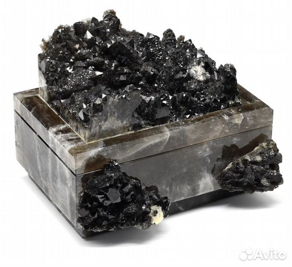 Шкатулка раухтопаз с друзами