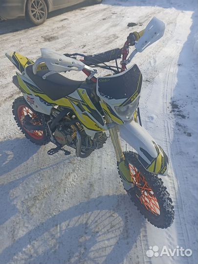 Мотоцикл питбайк Kayo Evolution YX150