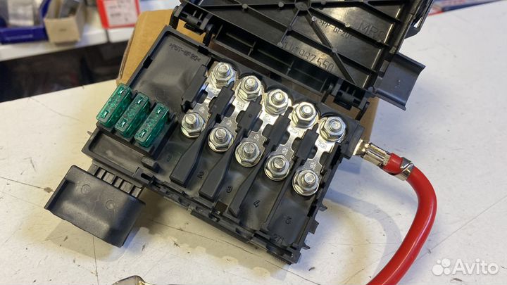 Блок предохранителей VAG 1J0937617D