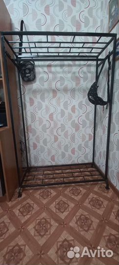 Вешалка для одежды напольная металлическая