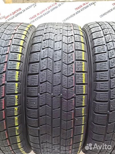 Dunlop Graspic DS3 215/65 R16 94M