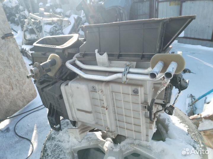 Корпус печки Тойота рав4 20 кузов