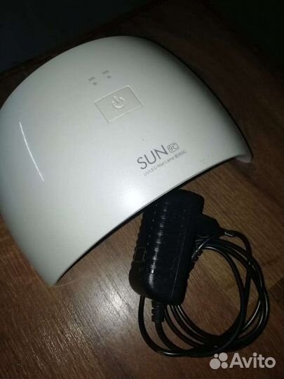 Лампа для маникюра и педикюра