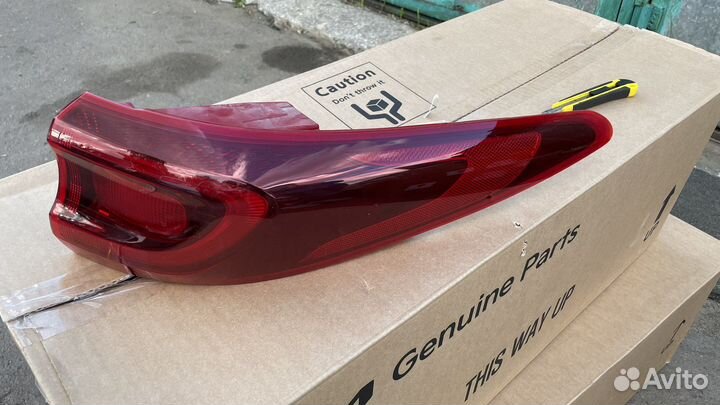 Фонарь внешний правый Kia Sportage 4 QLe оригинал