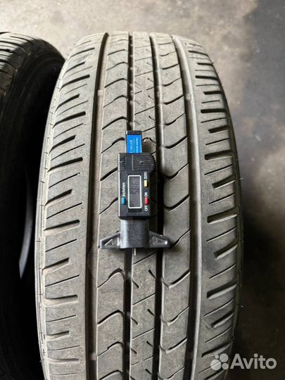 Goodyear EfficientGrip SUV 225/65 R17 102H