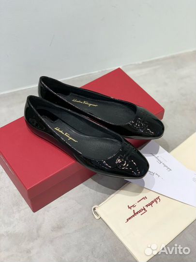 Туфли балетки Salvatore Ferragamo (34-4