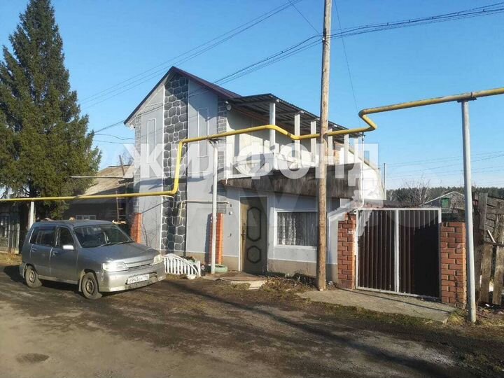 Дом 88 м² на участке 2,5 сот.