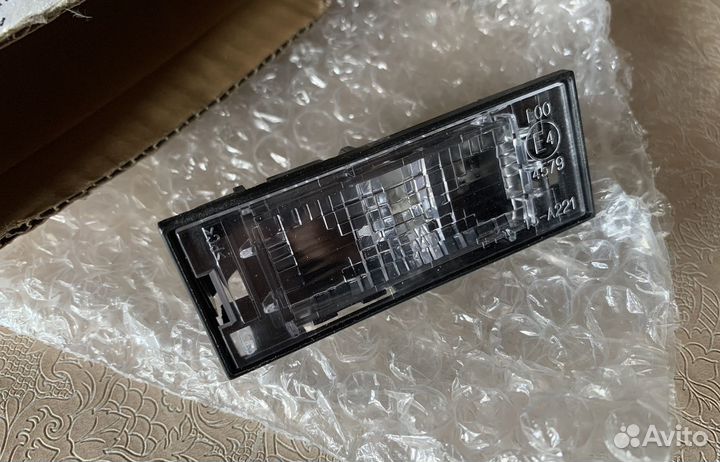 Фара номерного знака рено renault logan