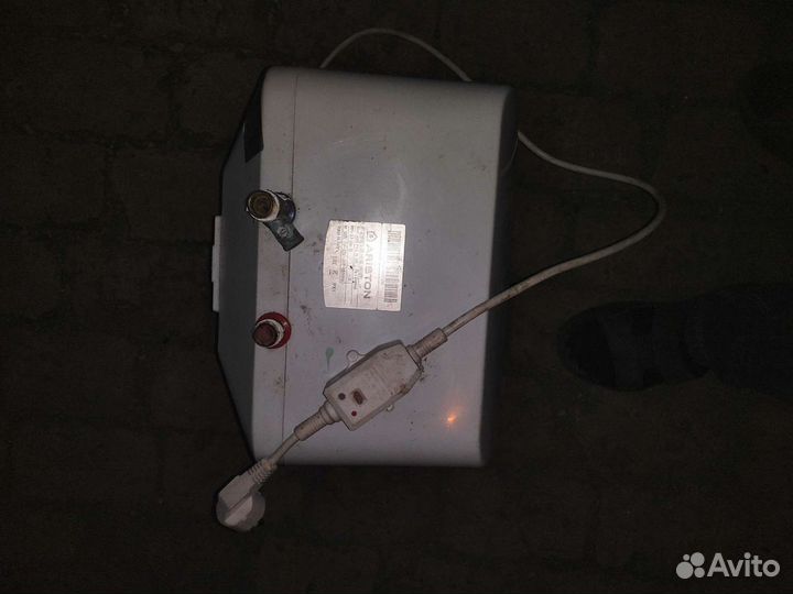 Водонагреватель