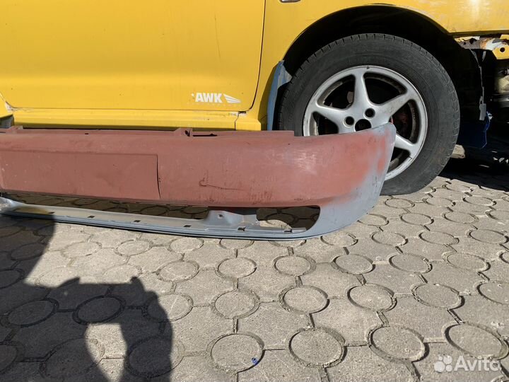 Бампер передний на Seat Ibiza 1995 год